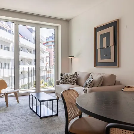 Deluxe In Center By Lovelystay Apartment Lissabon