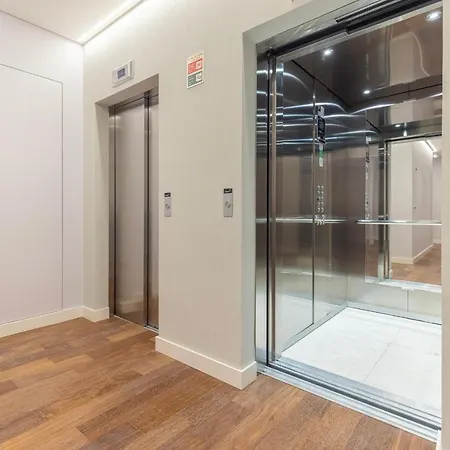 アパート Deluxe In Center By Lovelystay *