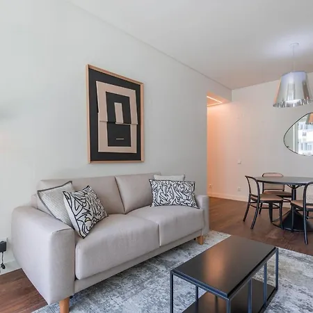 Deluxe In Center By Lovelystay * Lisbon